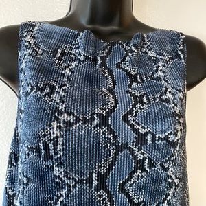 H&M Blue Snakeskin Pattern Pleated Dress